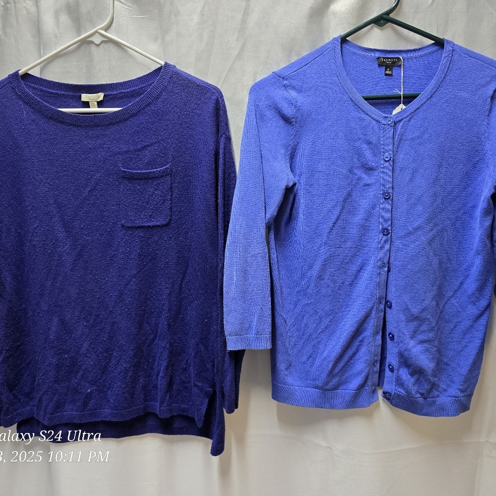 2-Women Talbots Blue/Carolina Sweater small petie..(089)